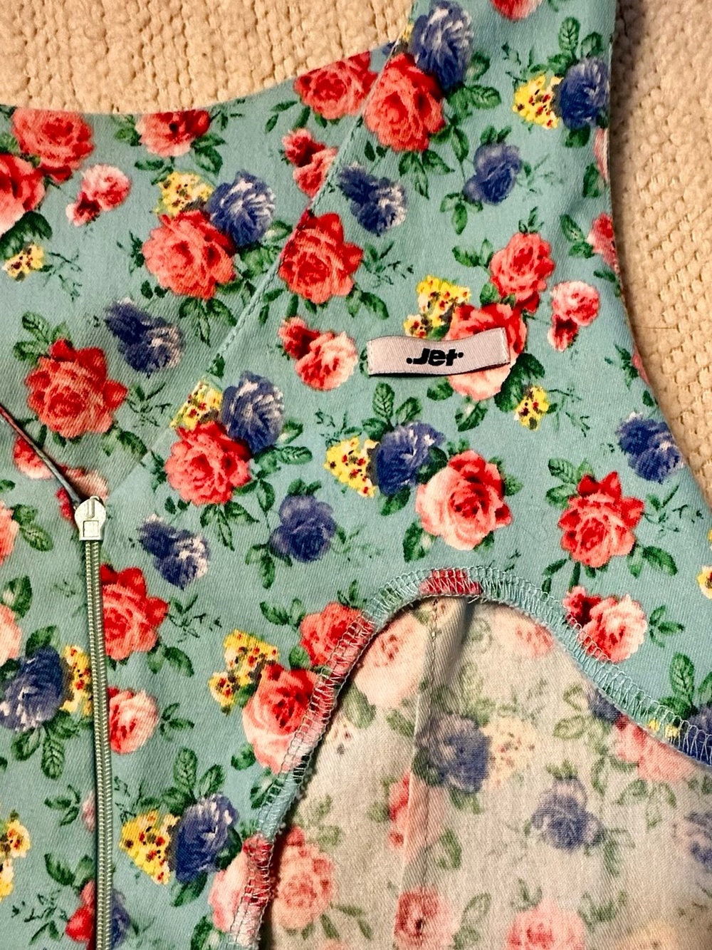 Rose Dress . - Picture 10 of 12